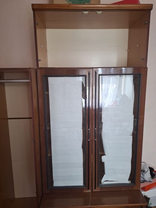 Мебель: стенка, шифонер