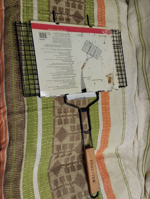 Решетка гриль FORESTER, б/у в отличном состоянии.Торг