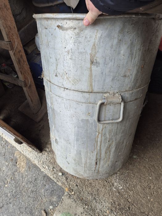 Butoaie din aluminiu cu capac 150L