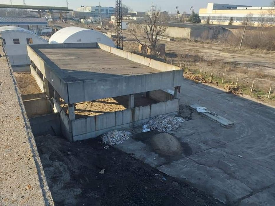 Продава се Промишлена сграда в Силистра, Север - 3000 кв.м за 49 €/кв.м - Снимка #10