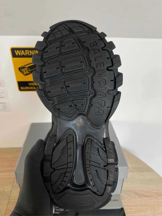 Balenciaga Track marime 43