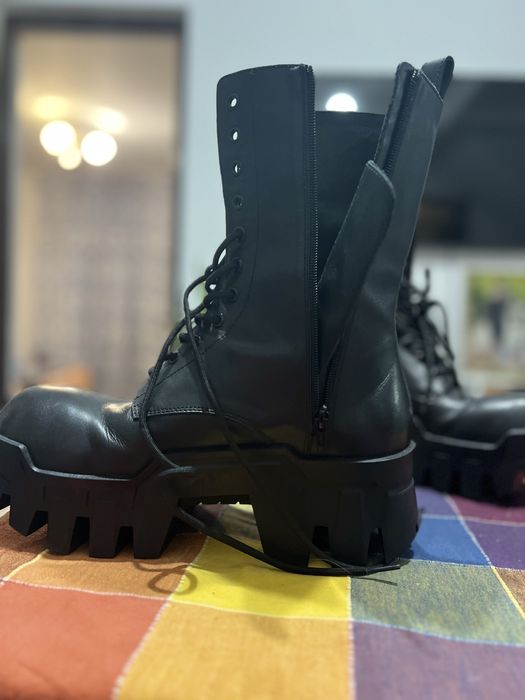 Balenciaga Bulldozer Boots