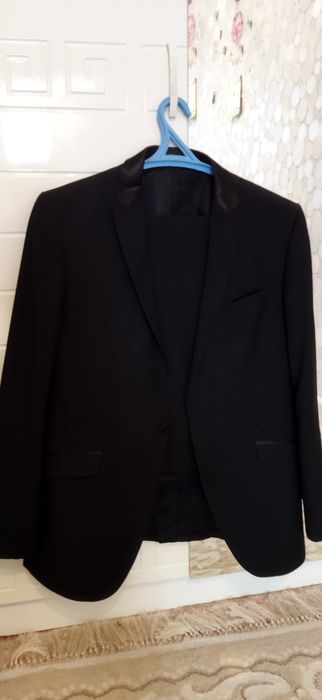 Продам костюм двойка.