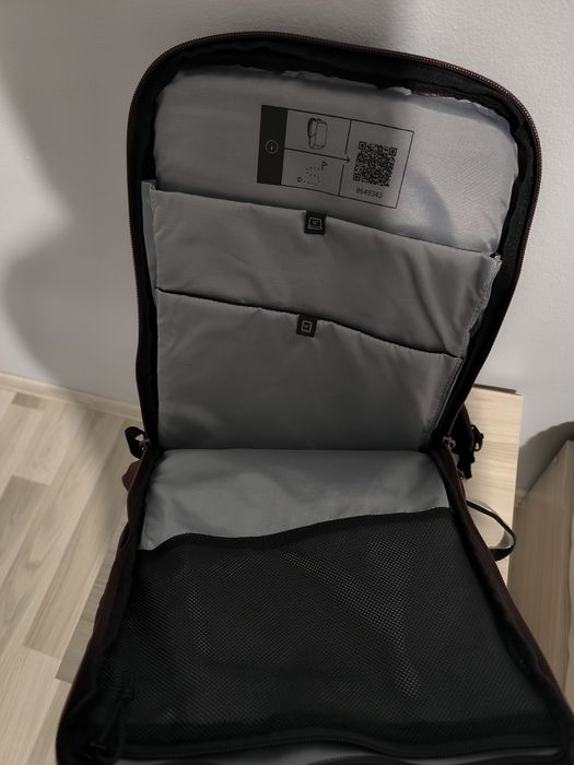 Раница за преходи  QUECHUA NH100 Escape 23л.