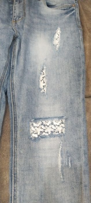 Женские джинсы р33