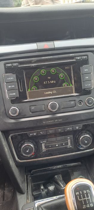 Navigatie RNS310 Skoda Superb 2 2011