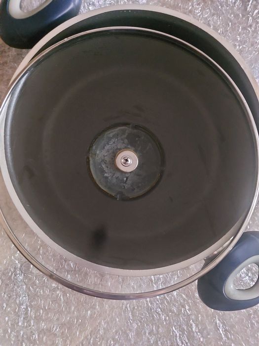 Продам кастрюльку
