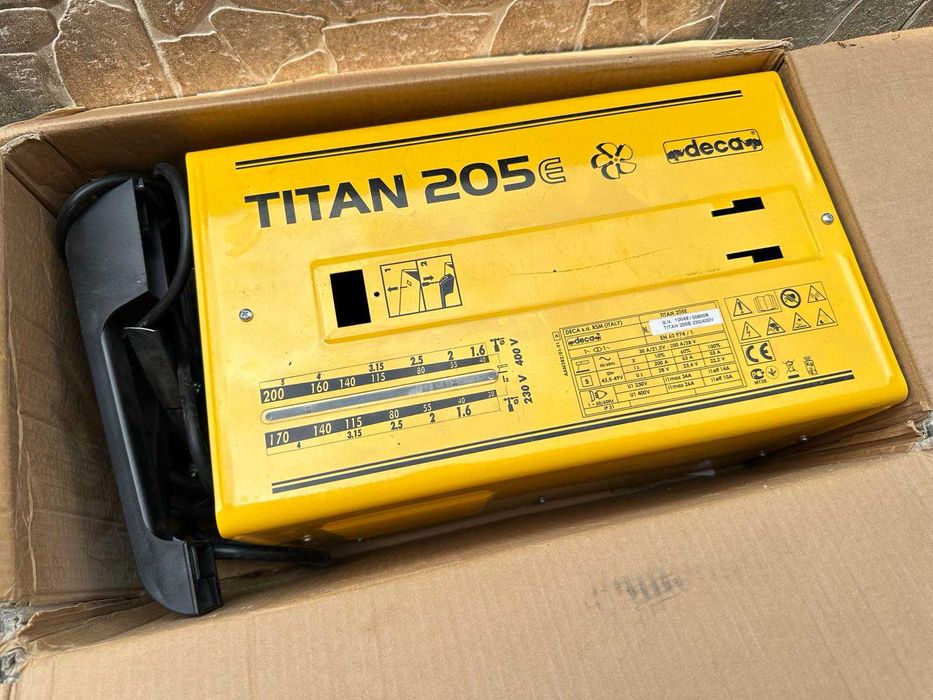 НОВ Електрожен Заваръчен апарат Deca TITAN 205E 4.4 kW
