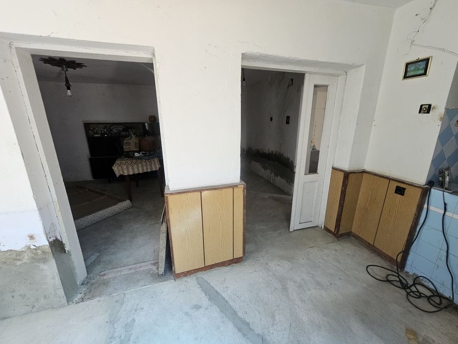 Продава се Етаж от къща в Белослав - 368 кв.м за 354 €/кв.м - Снимка #17