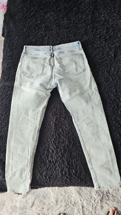 Продам джинсы ( скинни)