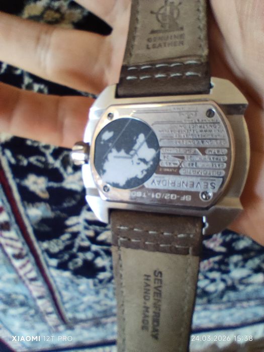 Часы sevenfriday