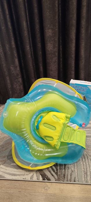 Плувен пояс със сенник swimbobo