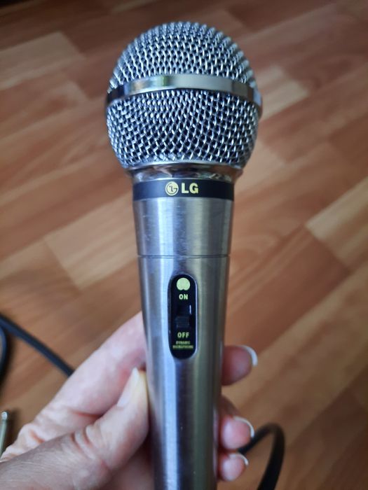 Караоке LG DVD с микрофоном, 4000 песен на русском, казахском, английс