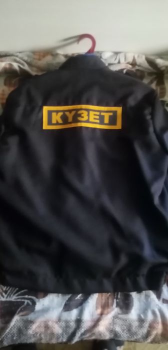 Китель, брюки, рубашка, пару раз, 52 размер, в идеальном состоя