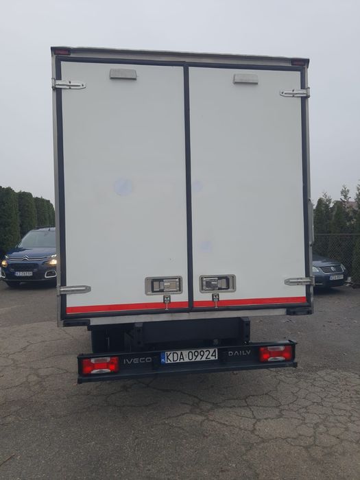 Iveco 50c18 frigorific 10 europaleti, posibilitatea de leasing extern