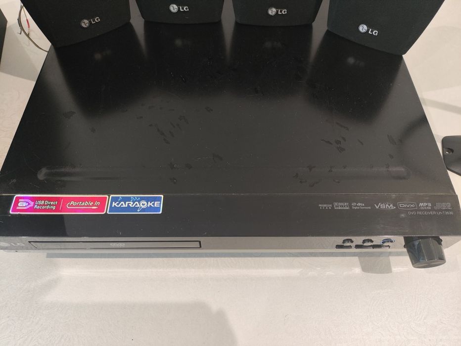 Муз центр в идеальном состоянии