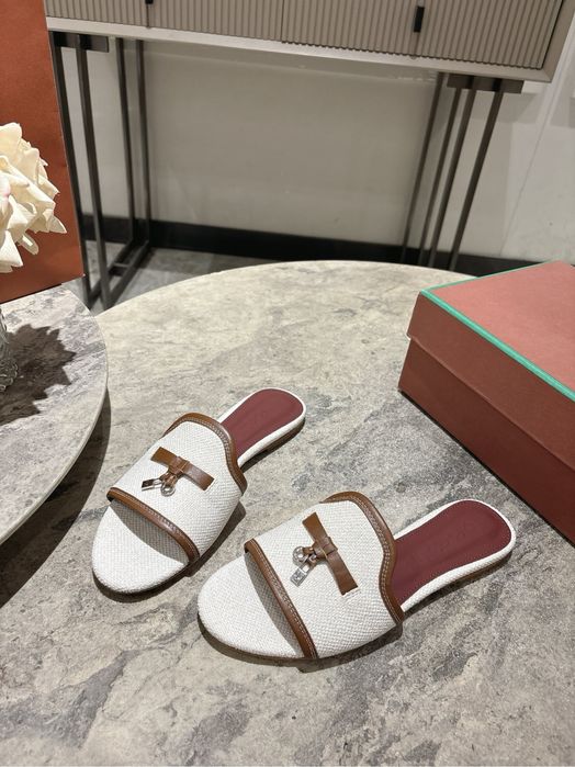 Papuci Loro Piana