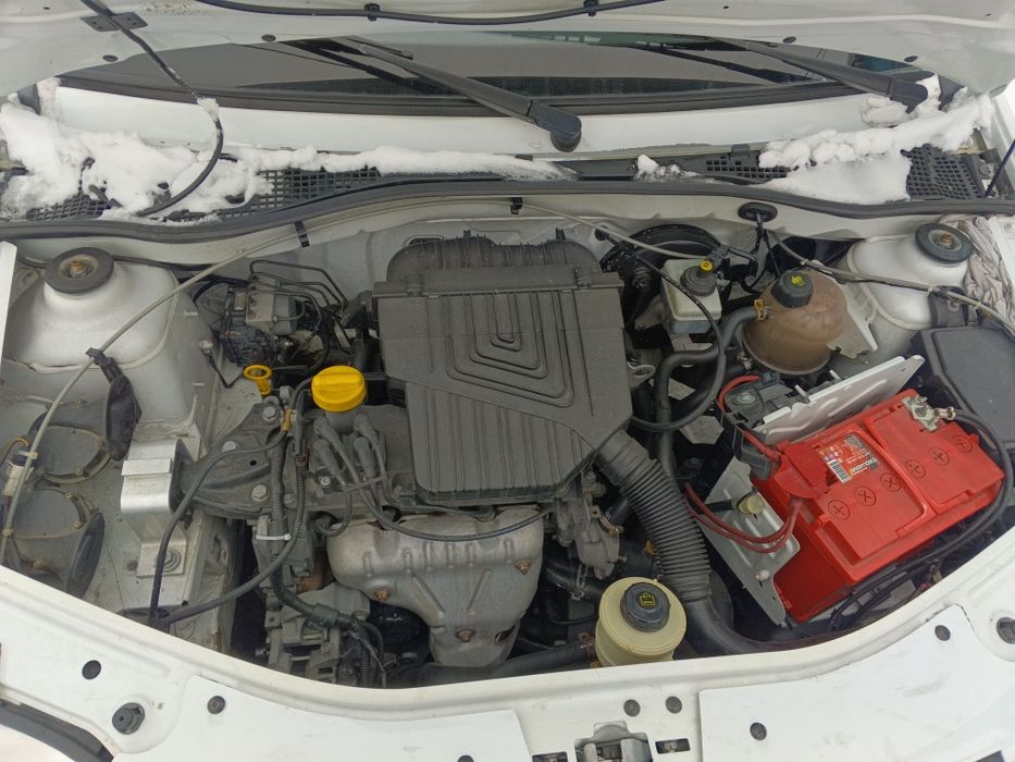 Продам Ларгус ..