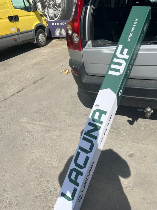 Продава се  висок клас американско фолио Lacuna Carbon -5 
Амер