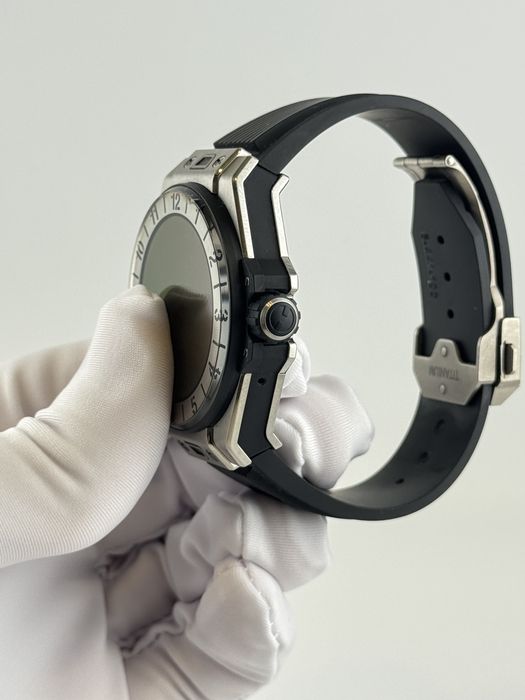 Наручные часы Hublot E Big Bang