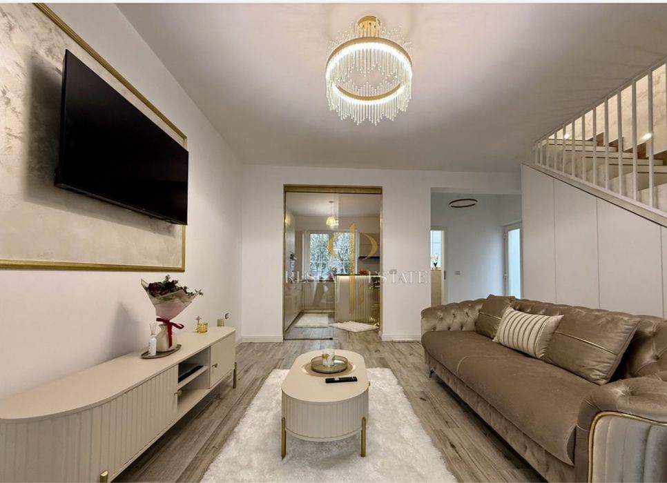 Casa direct de la propietar la asfalt