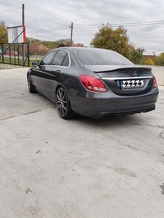 Mercedes Benz C180