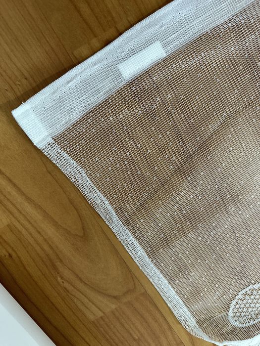 Vand 2 perdele cusute, cu rejansa