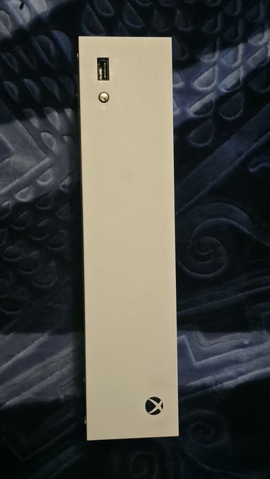 Xbox Series S Fortnite + Rocket League Bundle 512 GB