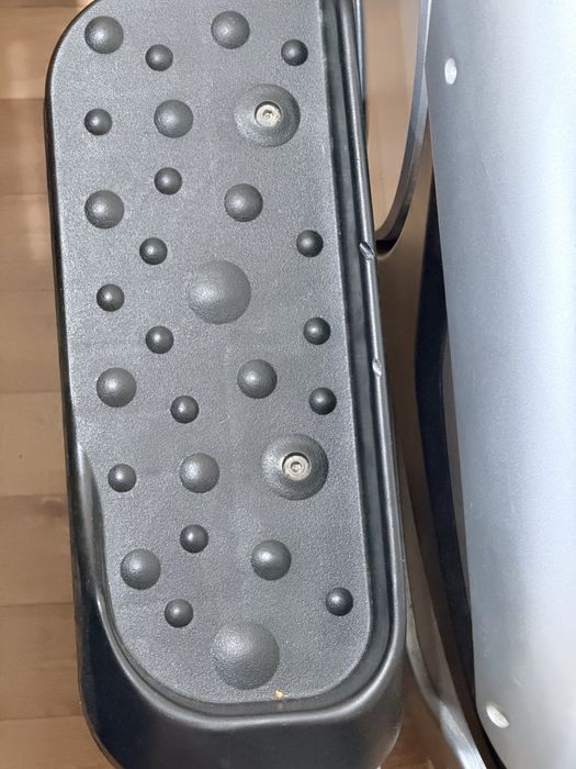 Эллиптический тренажер HouseFit