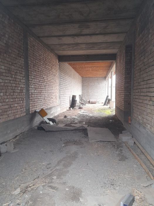 Yangi qurilgan uchaska arendaga (sklad)