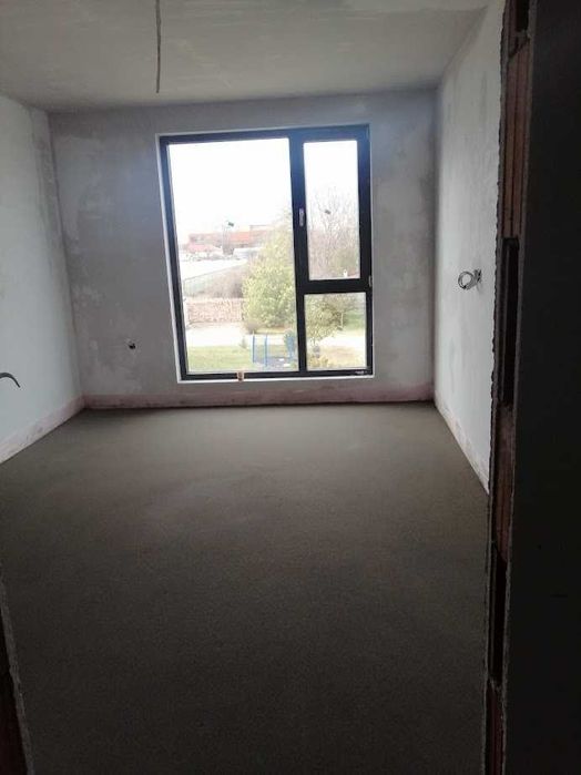 Продава се Двустаен апартамент в Пловдив, Остромила - 76 кв.м за 1114 €/кв.м - Снимка #6