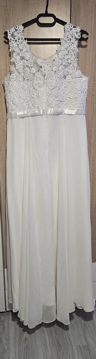 Сватбена рокля ХЛ размер