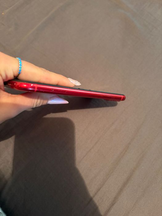 Iphone 11 Red 64 GB