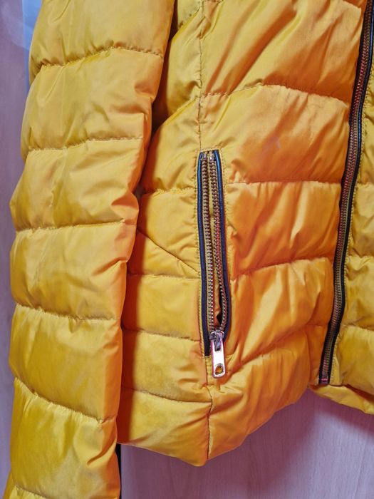 Зимно яке Zara в цвят горчица