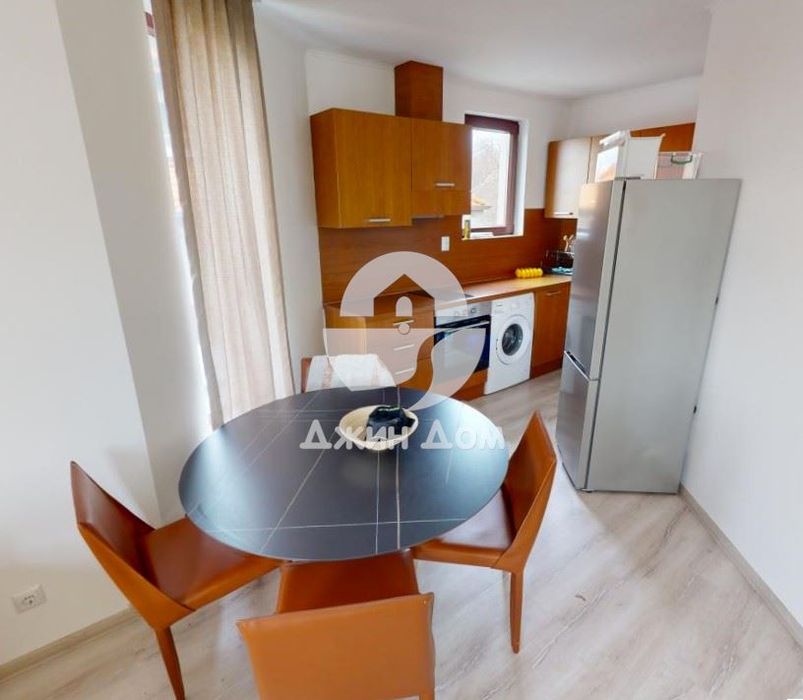 Продава се Тристаен апартамент в с. Кошарица, Област Бургас - 94 кв.м за 1011 €/кв.м - Снимка #1