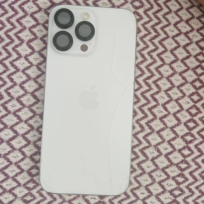 Apple 16 pro max срочно продаётся