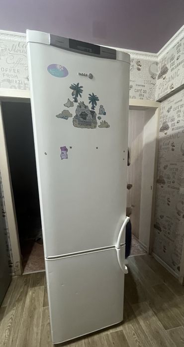 Продам холодильник
