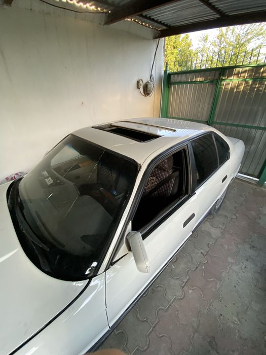 Продается бмв 34 1992 года