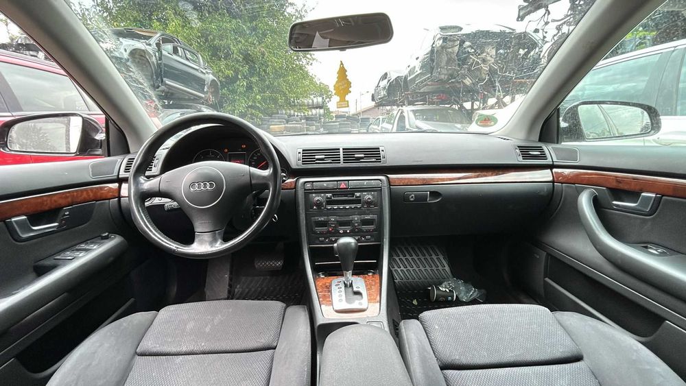 Dezmembrez Audi a4 b6 break