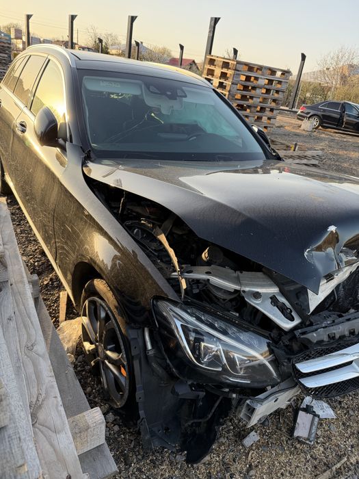 Mercedess C class w205 avariat