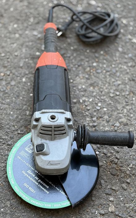 Ъглошлайф KYNKO KD71, 2600 W