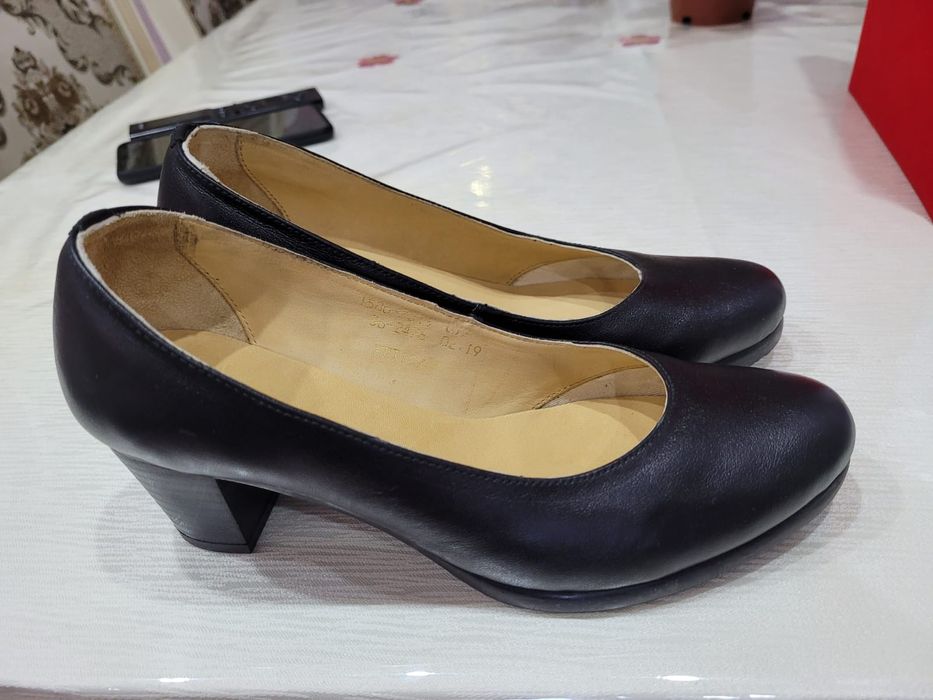 Обувь Берцы зимние и Туфли