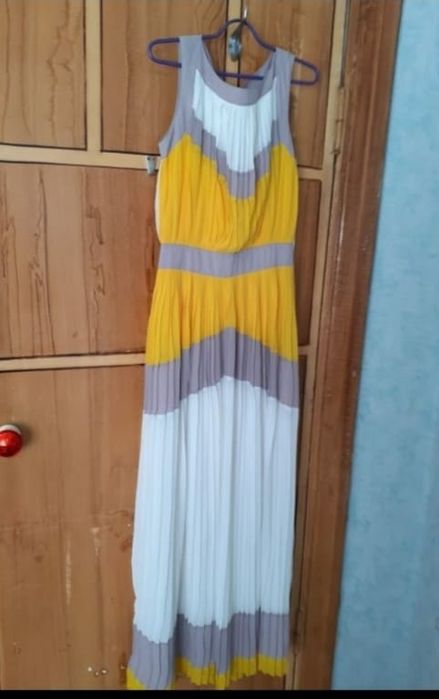 Вечерние платья длинные