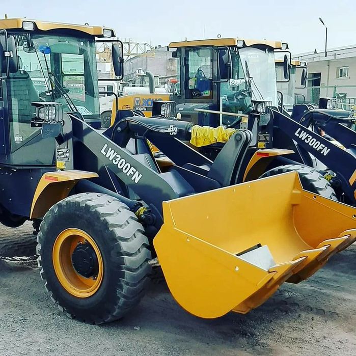 Погрузчик XCMG LW 300 FN