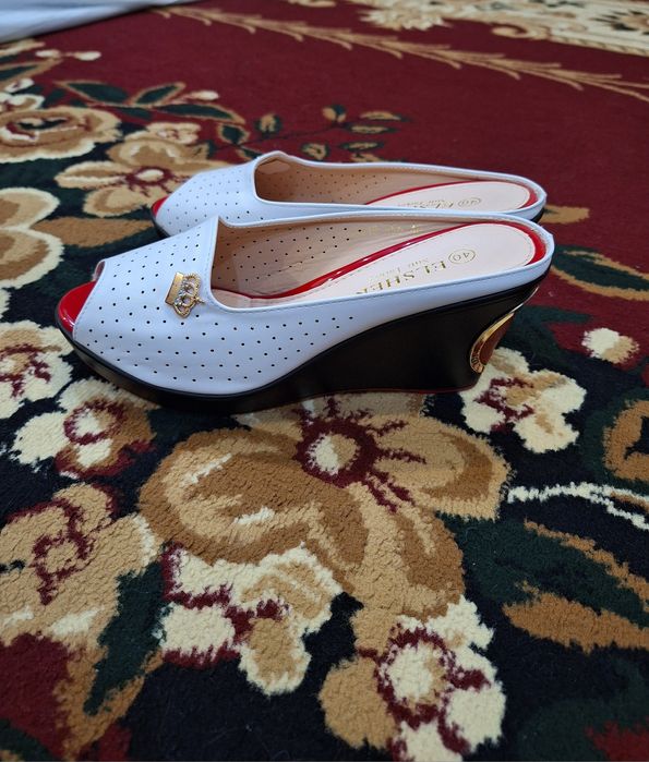 Продаю обувь, летняя басаножка