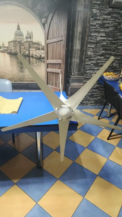 Turbina eoliană 400-500W 24V-48V, 6 pale