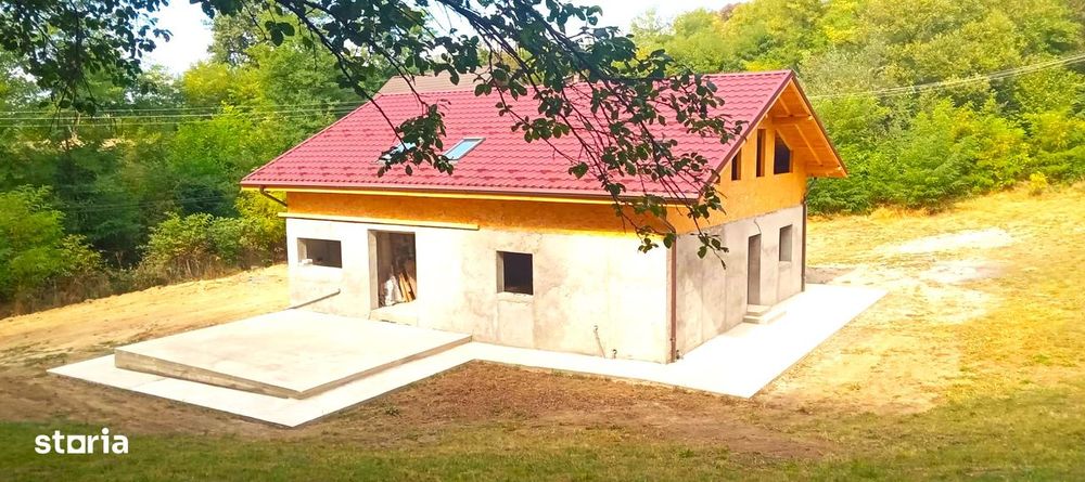 Casă în zonă verde, liniștită – Iedera de Sus, Dâmbovița