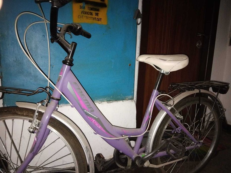 Vand 2 biciclete
