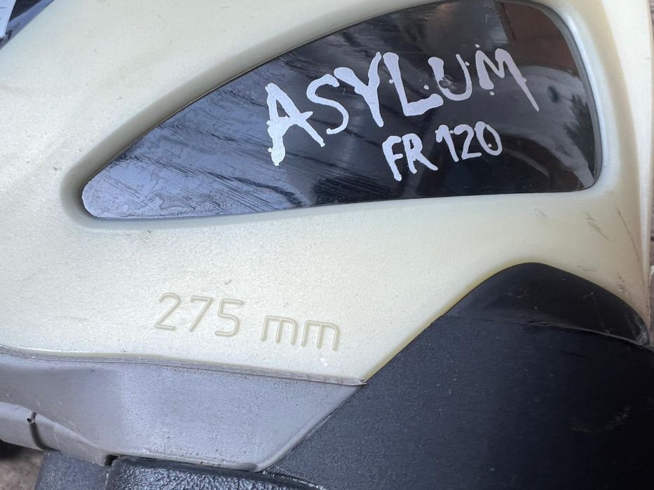 Clapari schi de tura Garmont