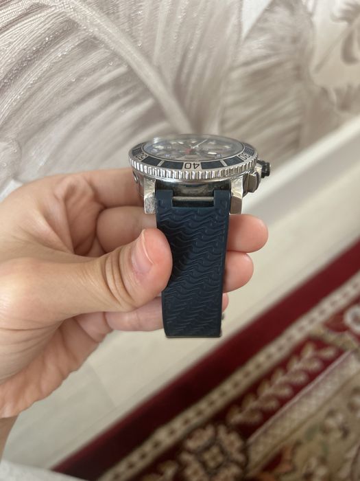 Щвейцарсикие наручные часы оригинал